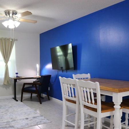 Hidden Sapphire-Apartment With Kitchen And Laundry Lakeland Exteriör bild